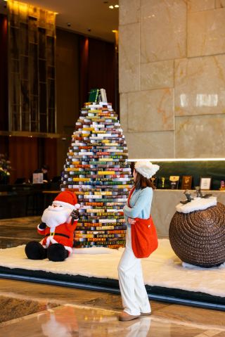 Enjoy stunning city views from the clouds in Changchun and easily explore popular attractions without any hassle.