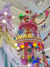 西安首顆聖誕樹,姊妹們高新中大集合!