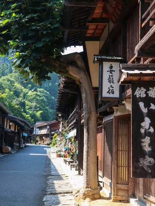 山城氛圍。