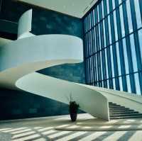 大阪建築散歩　Conrad Osaka 