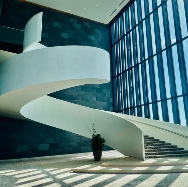 大阪建築散歩　Conrad Osaka 