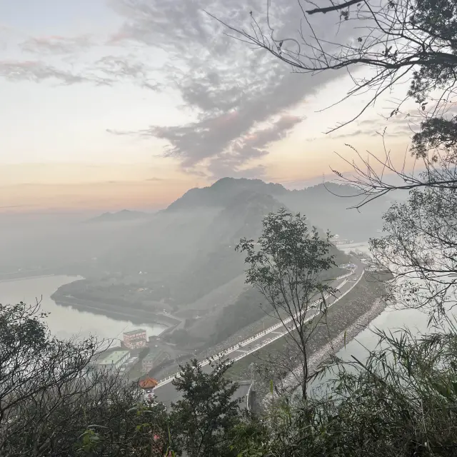 清晨的石門水庫