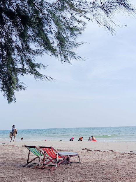 ชายหาดสวนสนประดิพัทธ์
