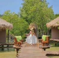 ร้อนๆแบบนี้ ชวนหนีฝุ่น PM ไปติดเกาะที่ TheBlueSkyResort เกาะพยาม ~ ระนอง