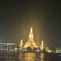 Beautiful sunset with amazing temple views 