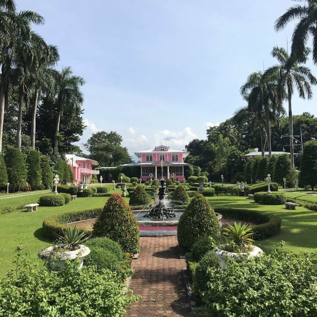 Scenic Lunch Buffet at Villa Escudero Laguna