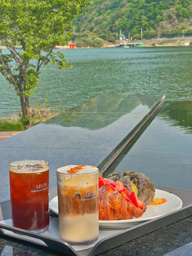북한강뷰 물멍하기 좋은 카페 로이테☕️
