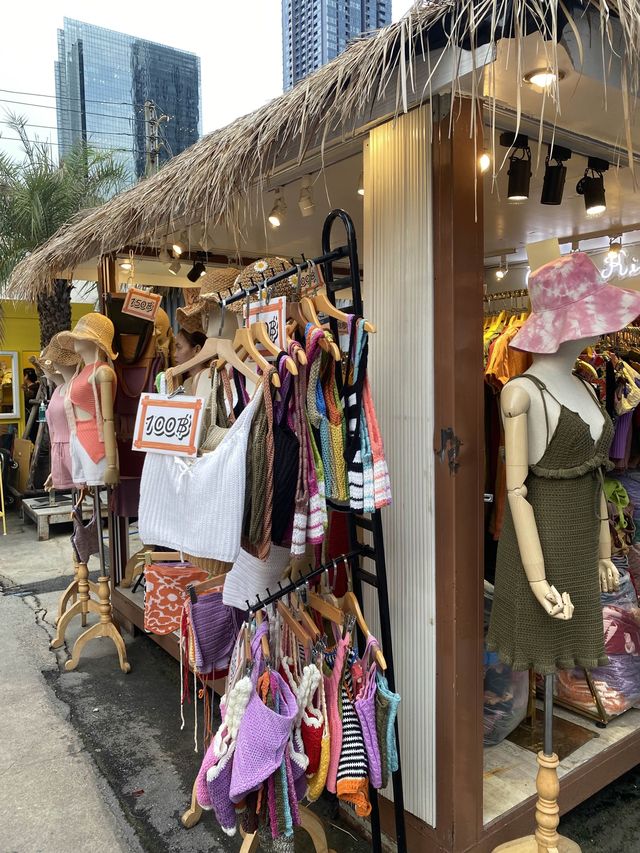 Jodd Fairs Rama 9 Night Market bangkok🥳