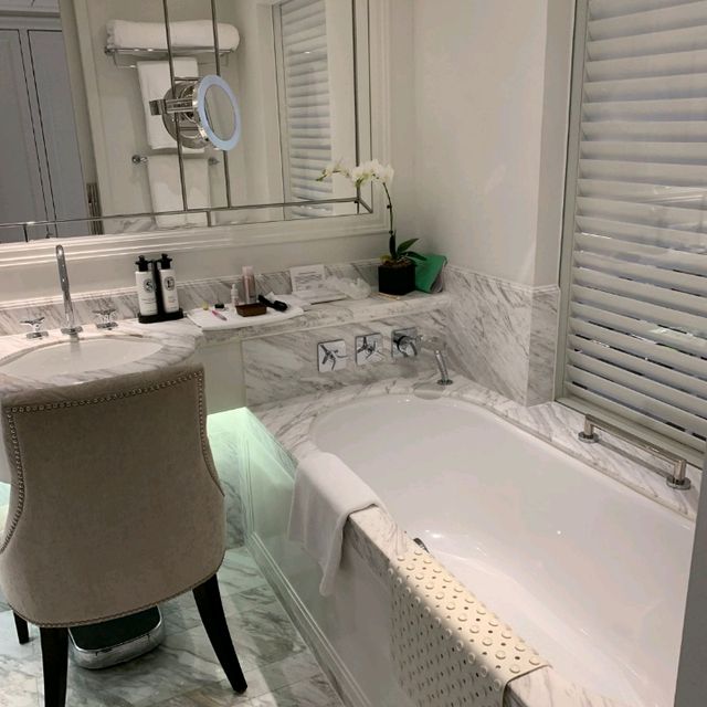 Fancy Upscale Hotel 