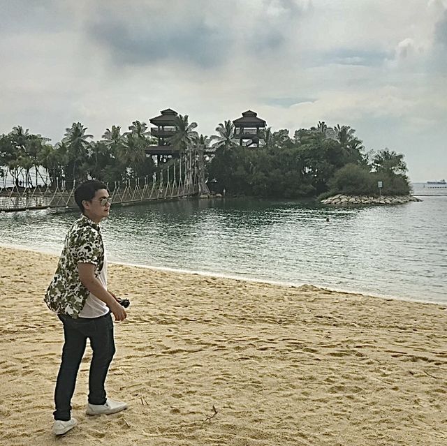 Palawan Beach ชายหาดสวยที่สิงคโปร์