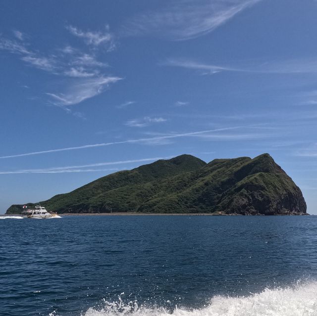 龜山島牛奶海