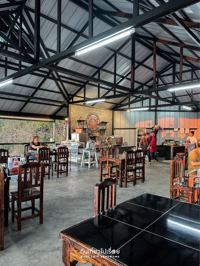 🥢 หมูกระทะบนดอยช้าง กับบรรยากาศ 18 องศา