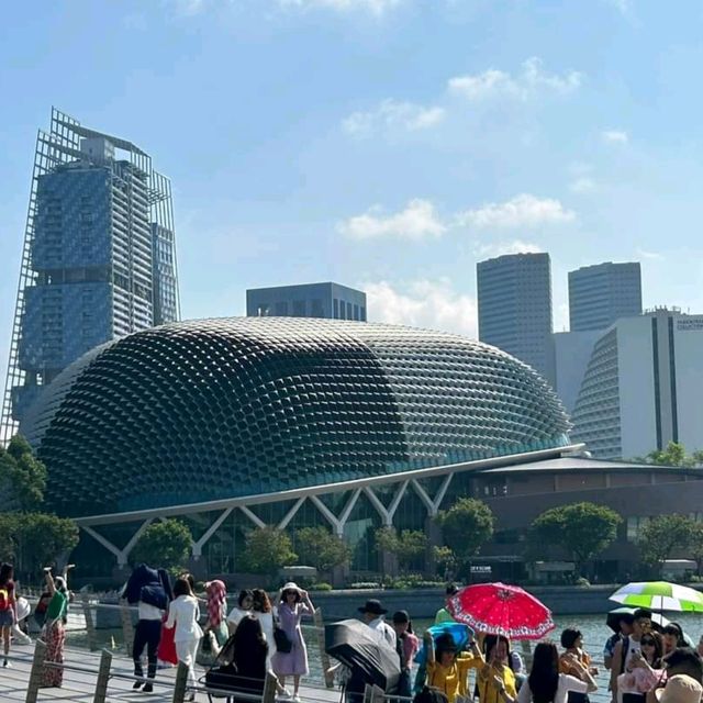 Merlion ไม่มาเหมือนมาไม่ถึงสิงคโปร์