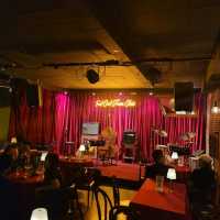 몽골 울란바토르의 아름다운 재즈바 Fat Cat Jazz Club