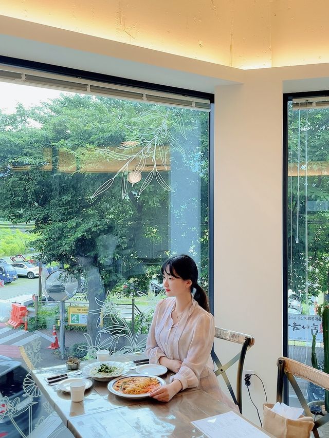 울산 태화강 뷰 좋은 브런치카페 “파르테르” ♡ 