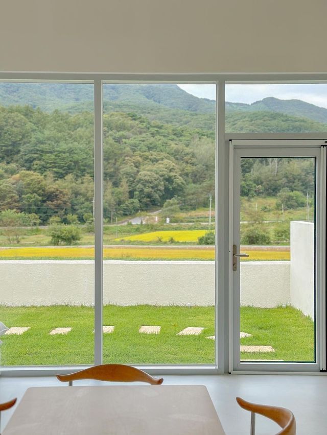 푸릇한 논밭을 품고 하룻밤 힐링, 오늘의 우리 집🏠