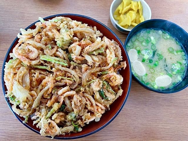【静岡県/富久屋】石垣いちごと桜えびかき揚げ