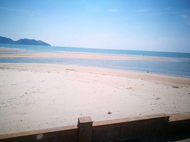 เกาะทะลุ