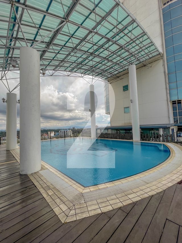 STRATEGIC PLACE FOR STAYCATION! 😍