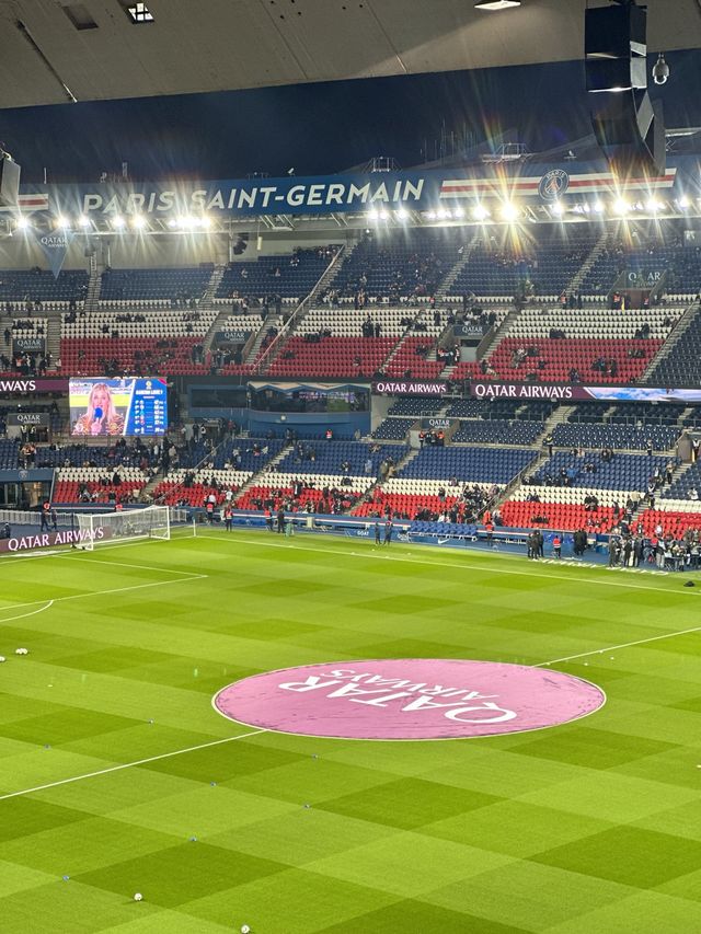 ดูบอลครั้งแรกที่ปารีส ⚽️🇫🇷