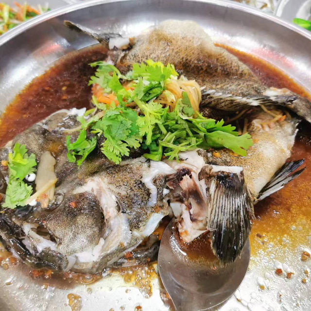 高質龍虎斑，美味咸蛋黃魷魚，新鮮農家菜