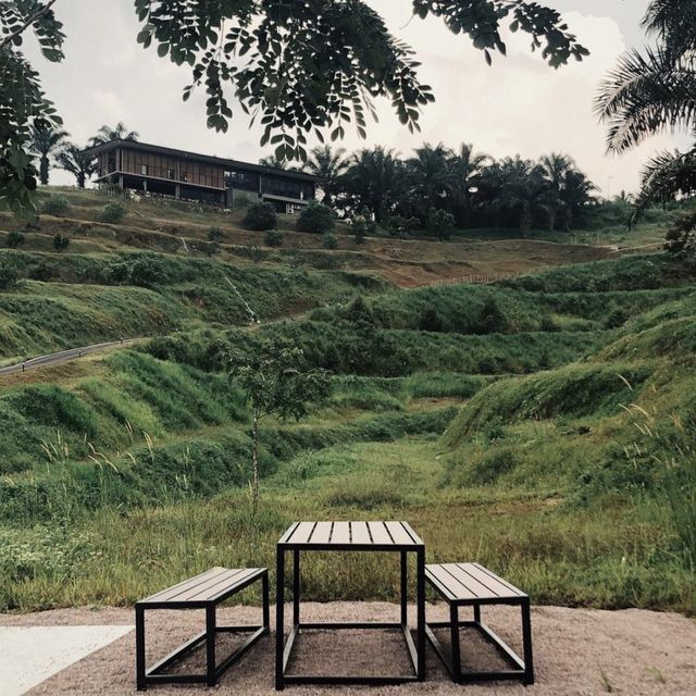 Kluang Talula Cafe with Catchy view 