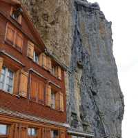 美的像明信片的瑞士懸崖餐廳-Berggasthaus Aescher