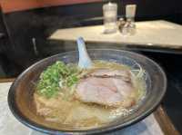 福岡・中洲川端。博多の老舗味噌ラーメン『博多川端 どさんこ 本店』