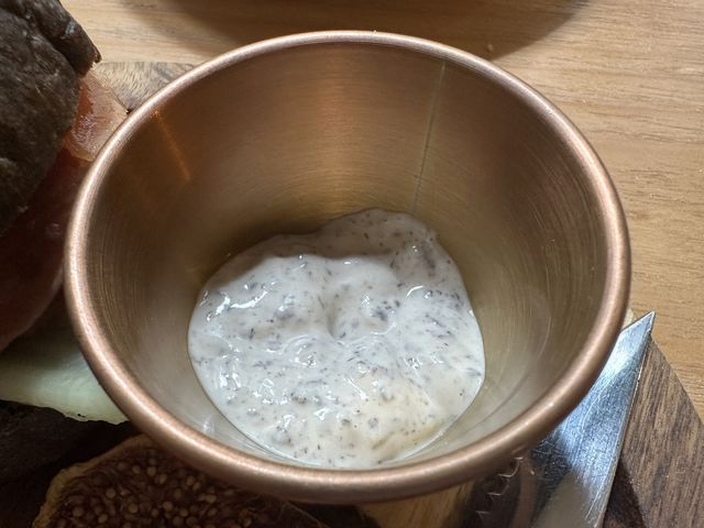 食在西環 | 鬼混 | 推介貝果、咖啡與巴斯克芝士蛋糕 食在西環 | 鬼混 | 推介貝果、咖啡與巴斯克芝士蛋糕
