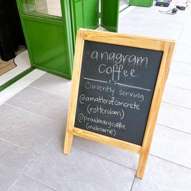 Minimalist Anagram Specialty Cafe