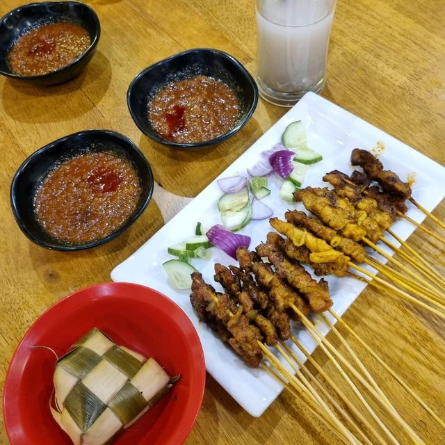 Beh Leh Hainam Satay