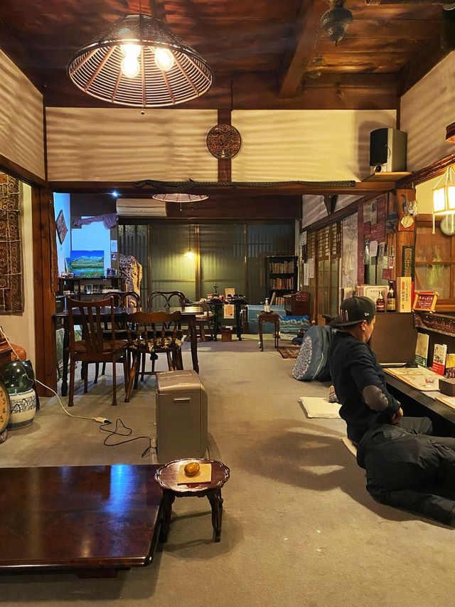 A restaurant in 100 years old house 💯