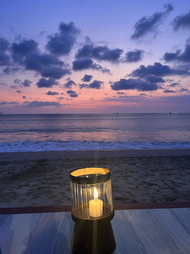 【バリ】ジンバランビーチでロマンチックなサンセットディナー
