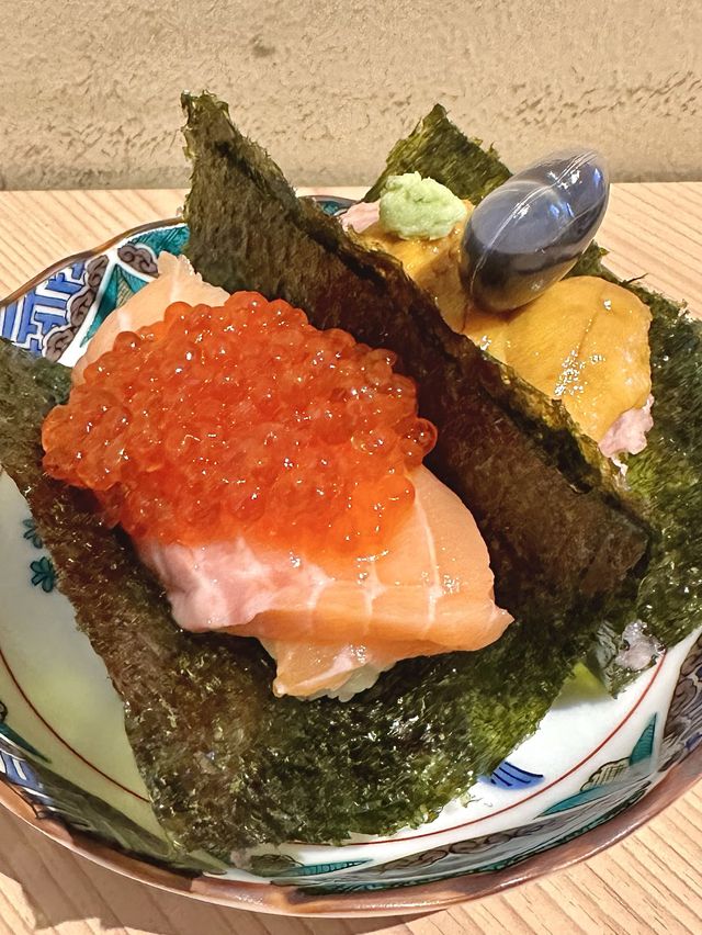 🍣本格お寿司と串揚げが気軽に楽しめるネオ大衆酒場🥂