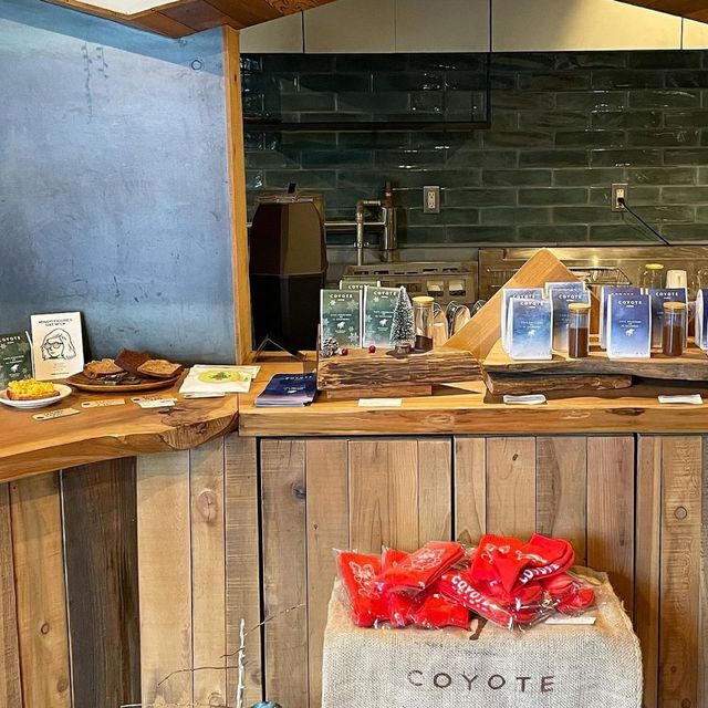 COYOTE - 市中心優質咖啡床，咖啡蛋糕美味值得推薦