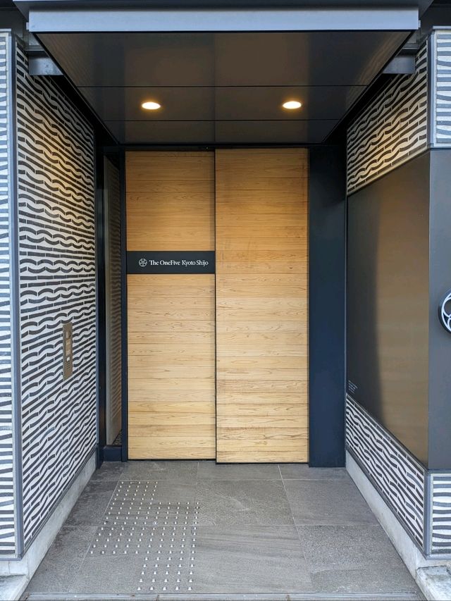 【The One Five Kyoto-Shijo】阪急大宮から徒歩５分も掛からない立地で、観光に交通の便が良い