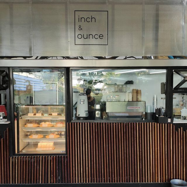 Inch and Ounce Cafe
