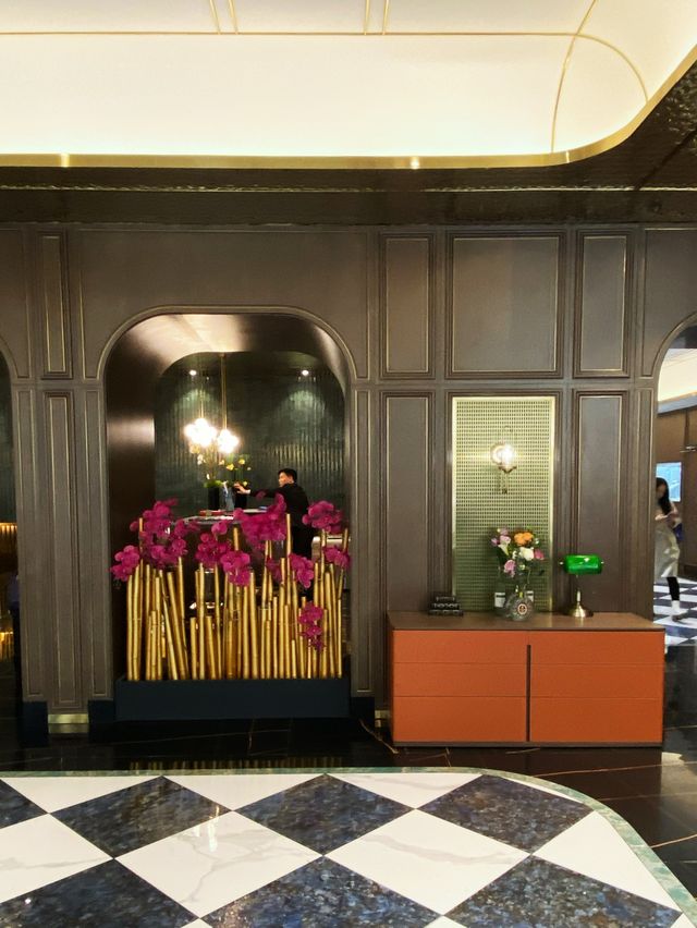 Wow!!! I like this hotel 🥰