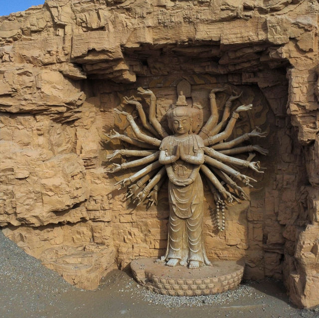 【敦煌旅行攻略】莫高窟、鳴沙山月牙泉、西線一日游，一天玩轉敦煌