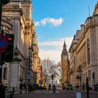 Winter Wonders: A Sunny Day City Walk in London