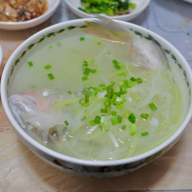 생선이 통째로 들어가는 옥돔지리와 아구찜이 유명한 서귀포 맛집 - 포항 아구찜
