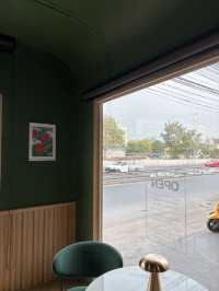 Edith cafe