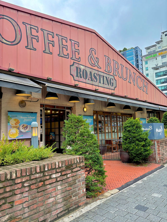 유럽마을에 놀러온 듯한 느낌을 주는 구로 브런치카페🥐