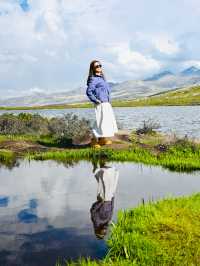 🇨🇳 Mirroring the Sky: Discovering Red Lake's Serene Waters in Kangding