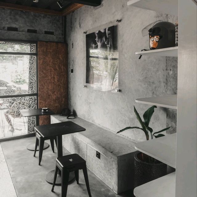 BLEND & BLOOM | A NEW COFFEE SHOP IN SUKABUMI