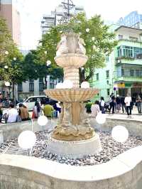マカオ　マカオ観光　大堂前地(カテドラル広場)は癒しの広場だったぞ！