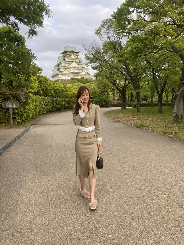 大阪必遊景點包括: