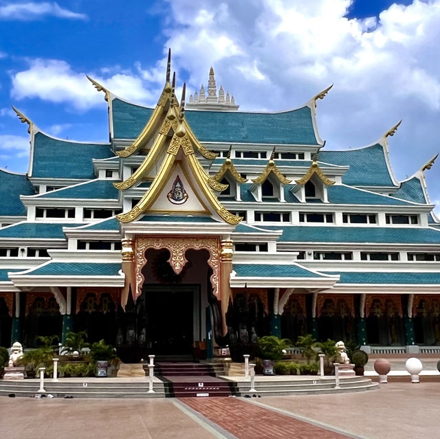 Wat Pa Phu Kon - The majestic hidden temple of North East Thailand