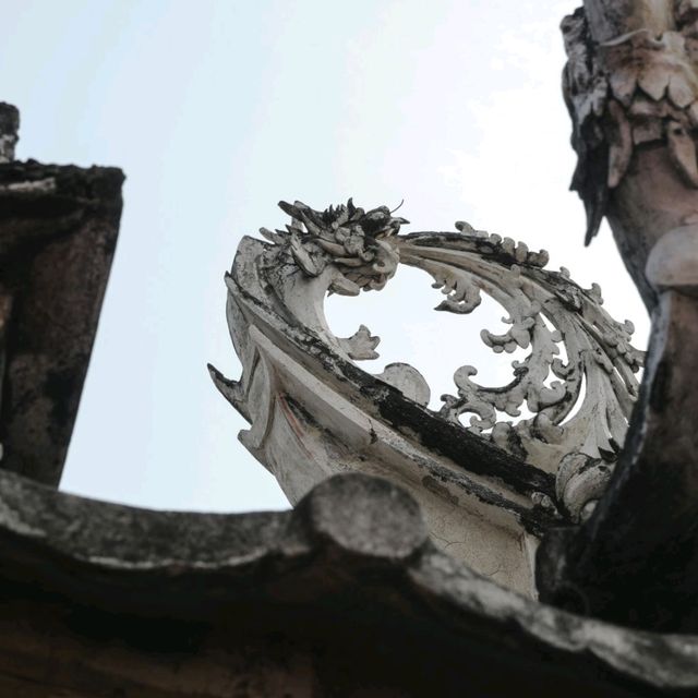 ซุ้มประตูจีน วัดช่องลม - Unseen แห่งราชบุรี