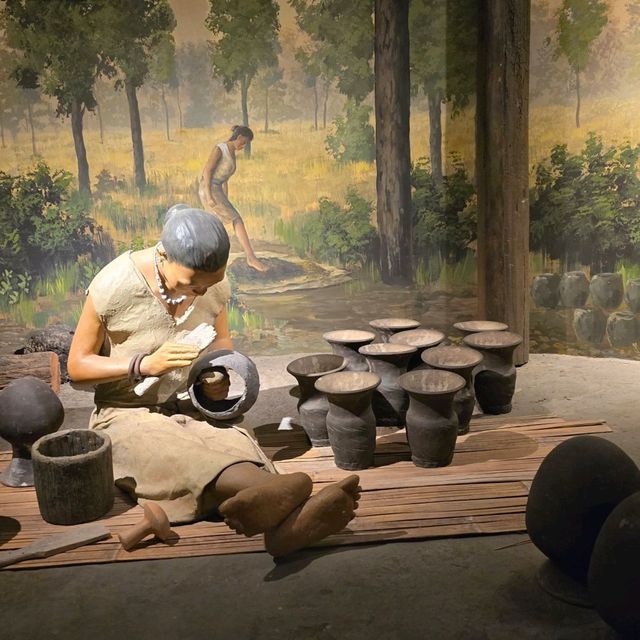 เมืองโบราณอายุกว่า 5,600 ปีอุดรธานีบ้านเชียง